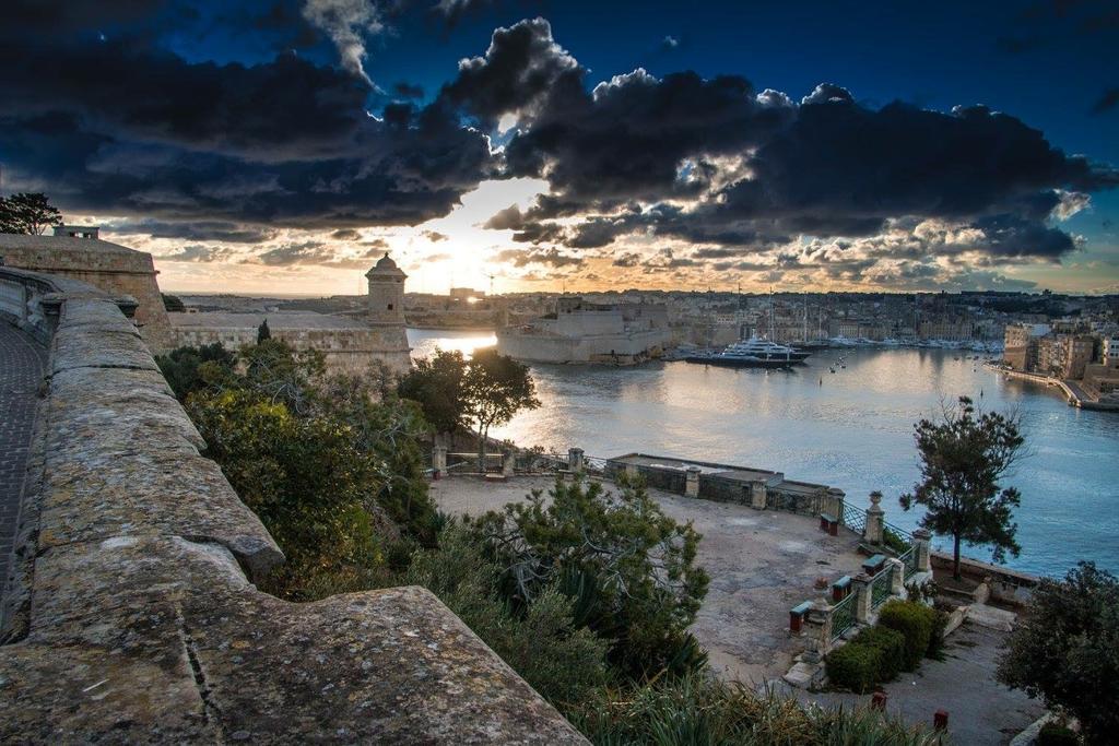 Valletta Harbour View Apartment Exteriör bild
